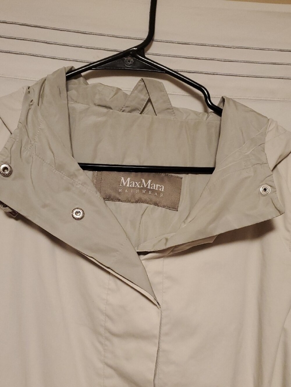 MaxMara Light Beige Drawstring Waist Rain Jacket Sz 6 Quiet Luxury Minimalist - Picture 2 of 7